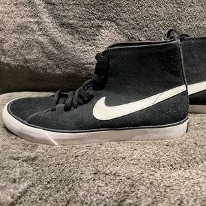 Nike suede black 7.5 womens high tops